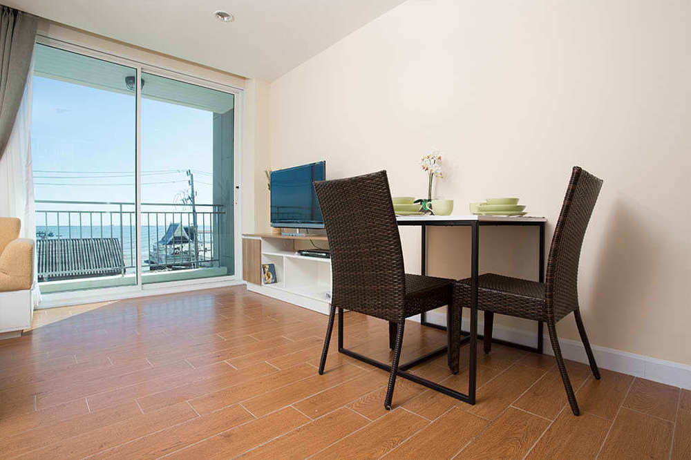 BBG Seaside Luxurious Apartamento con servicio Bangsaen Exterior foto
